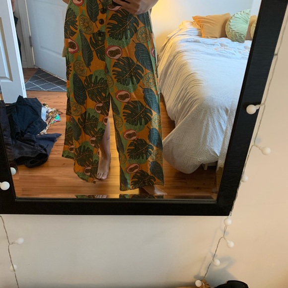 Cute fruit pants ! - Picture 4 of 4